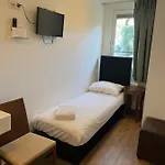 Max アムステルダム