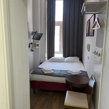 Szálloda Max 2*