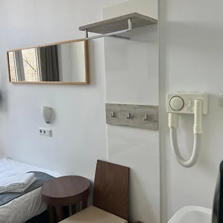 Max 2* Ámsterdam