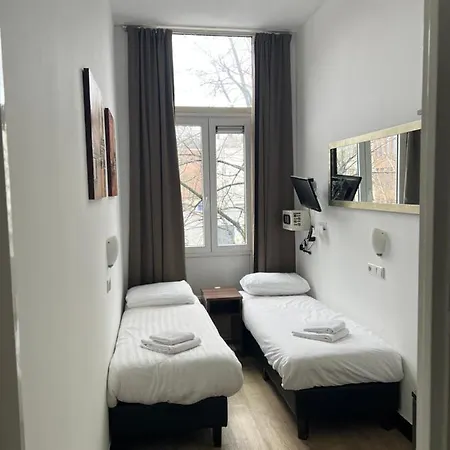 Отель Max Амстердам