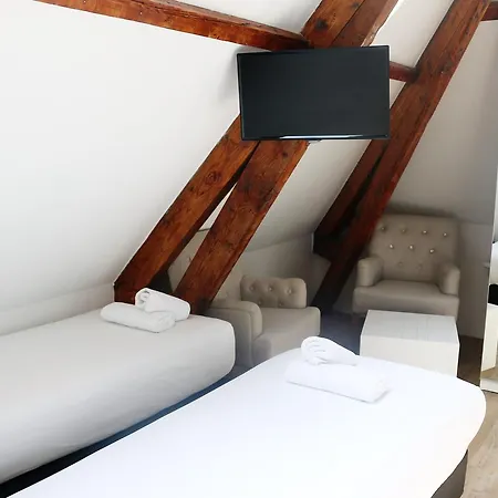 Отель Max Амстердам