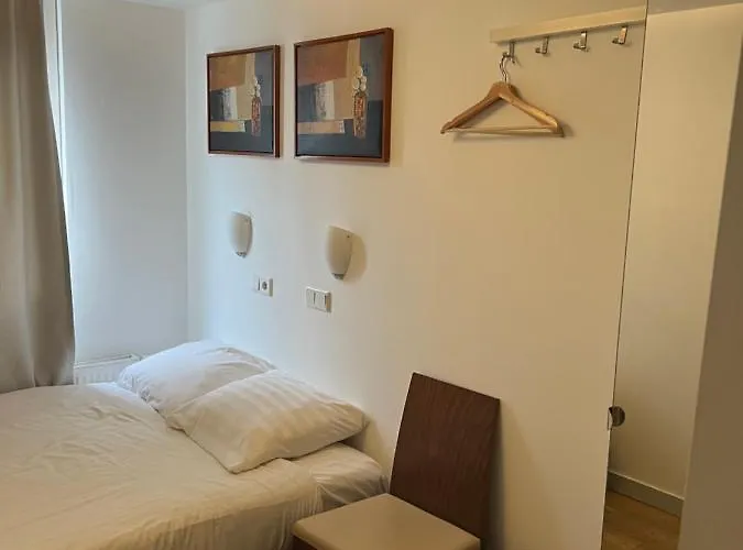 Budget Max 2* Amsterdam