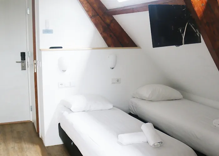 Budget Max 2* Amsterdam