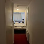 Max 2* Амстердам