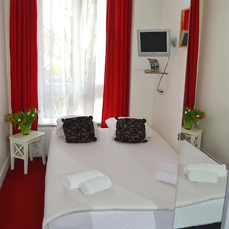 Budget Max Hotel 2*