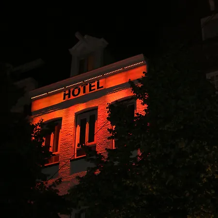 酒店 Max